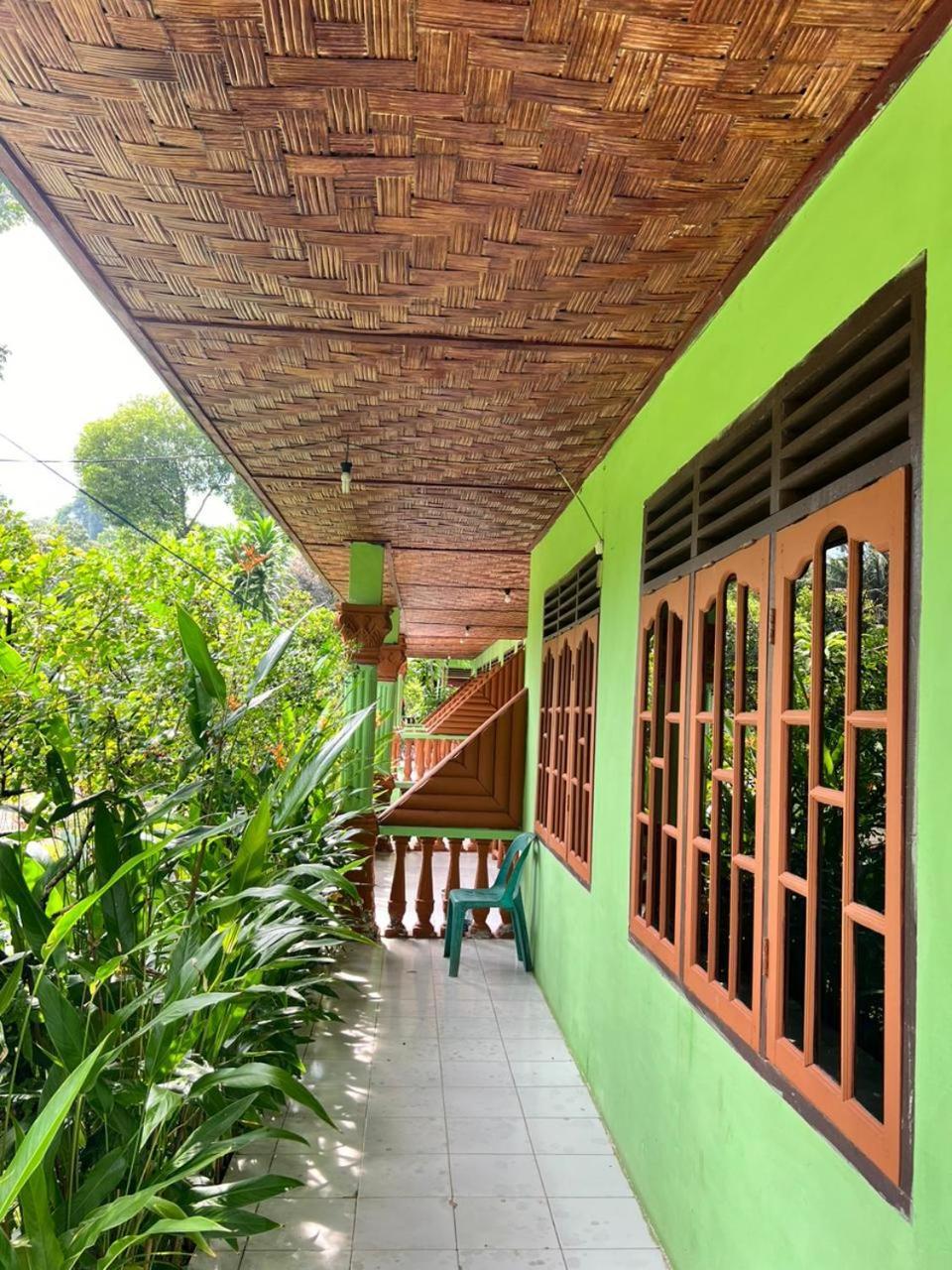 Wisma Batu Mandi Bukit Lawang Luaran gambar