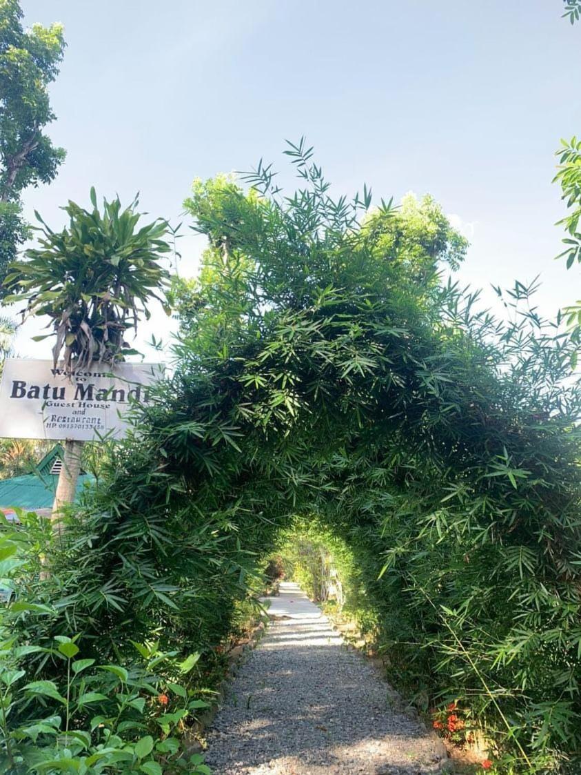 Wisma Batu Mandi Bukit Lawang Luaran gambar