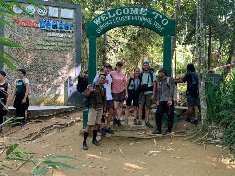Wisma Batu Mandi Bukit Lawang Luaran gambar